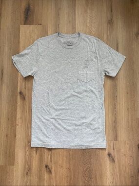Lauren James University of Georgia Heather Gray Short Sleeve Pocket Tee